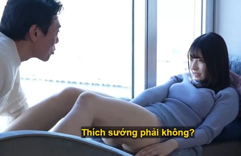 Buổi hẹn hò giữa lão đại gia và cô minh tinh tuổi teen non nớt tại nhà nghỉ sang trọng